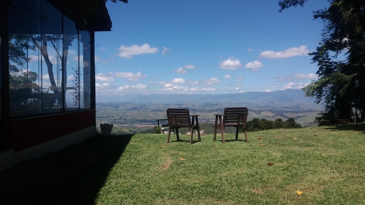 Vista Linda Hotel Итатиая Экстерьер фото